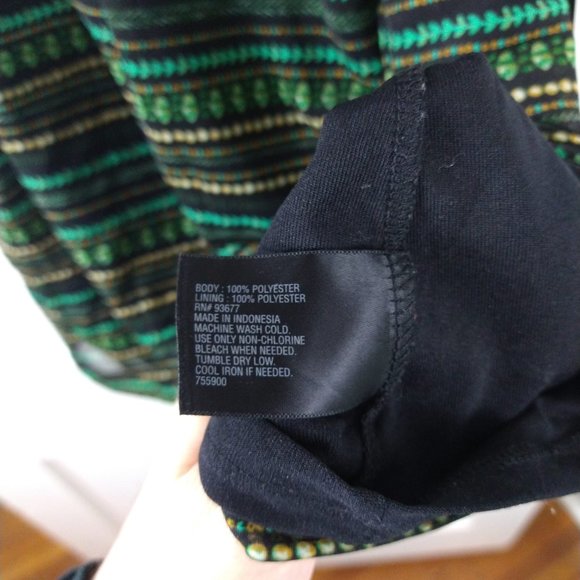 Patterned Sleeveless Lined Top with Connected Scarf by Worthington - Picture 10 of 10